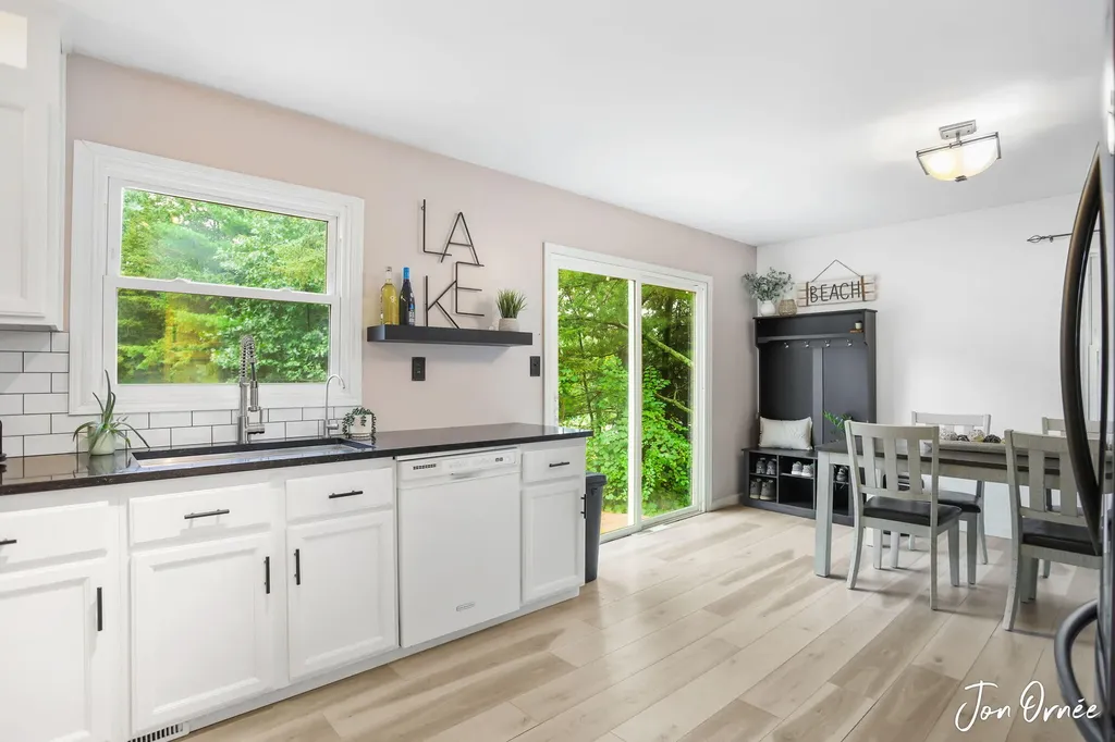 10808 Simpson W Oakfield Township MI 48838