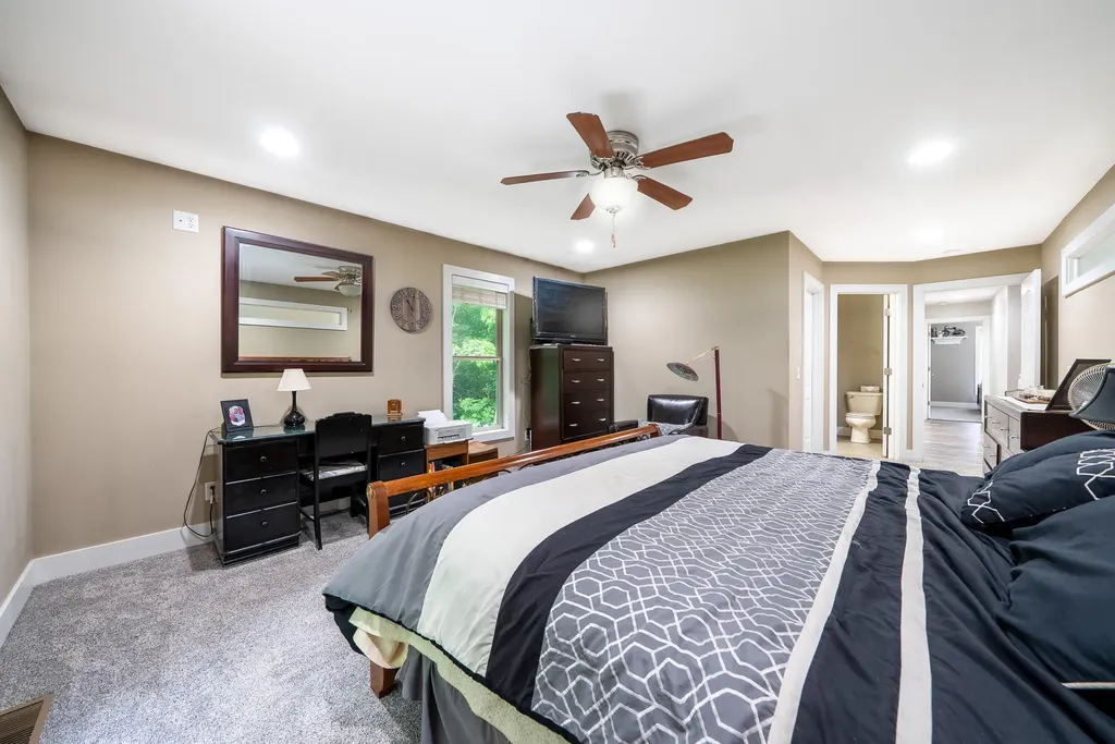 907 N Sandalwood Circle Norton Shores City MI 49441