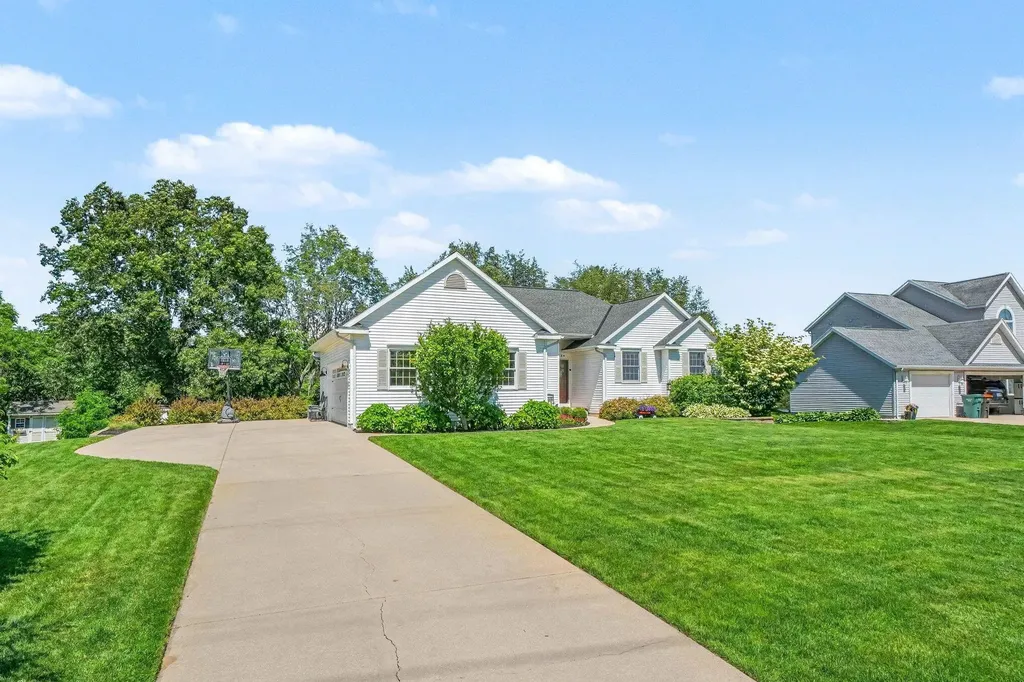 13154 Acacia Drive Grand Haven Charter Township MI 49417