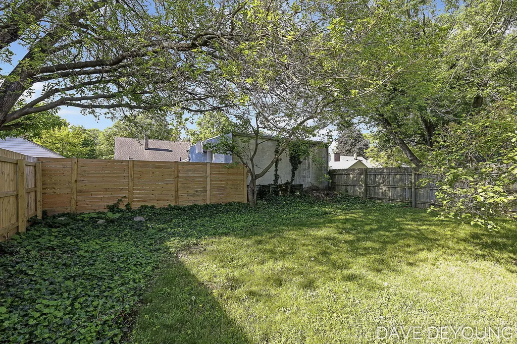 1134 Hoyt Street SE Grand Rapids City MI 49507