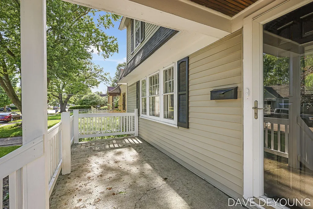 1134 Hoyt Street SE Grand Rapids City MI 49507