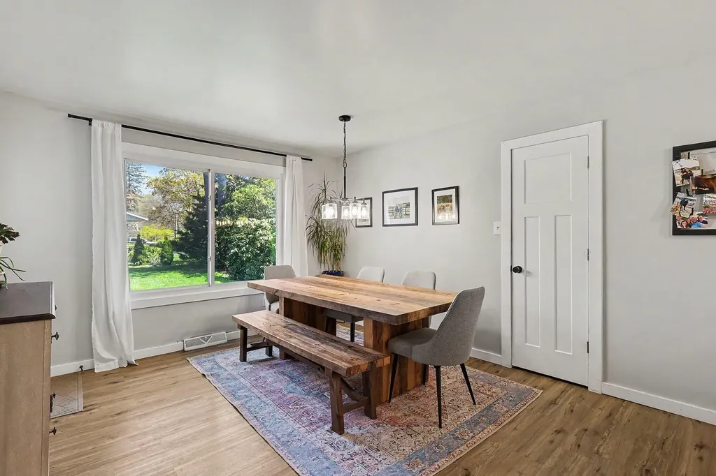 16224 Pinewood Avenue Spring Lake Township MI 49456