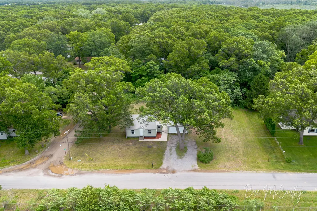 1186 N Wood Street Muskegon Charter Township MI 49445