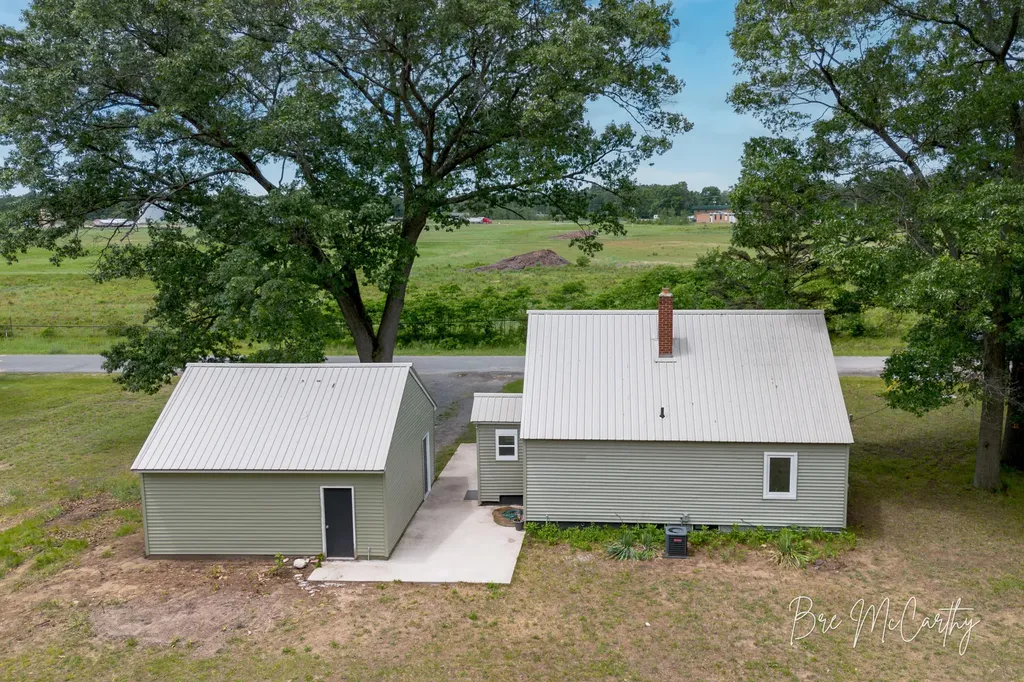 1186 N Wood Street Muskegon Charter Township MI 49445