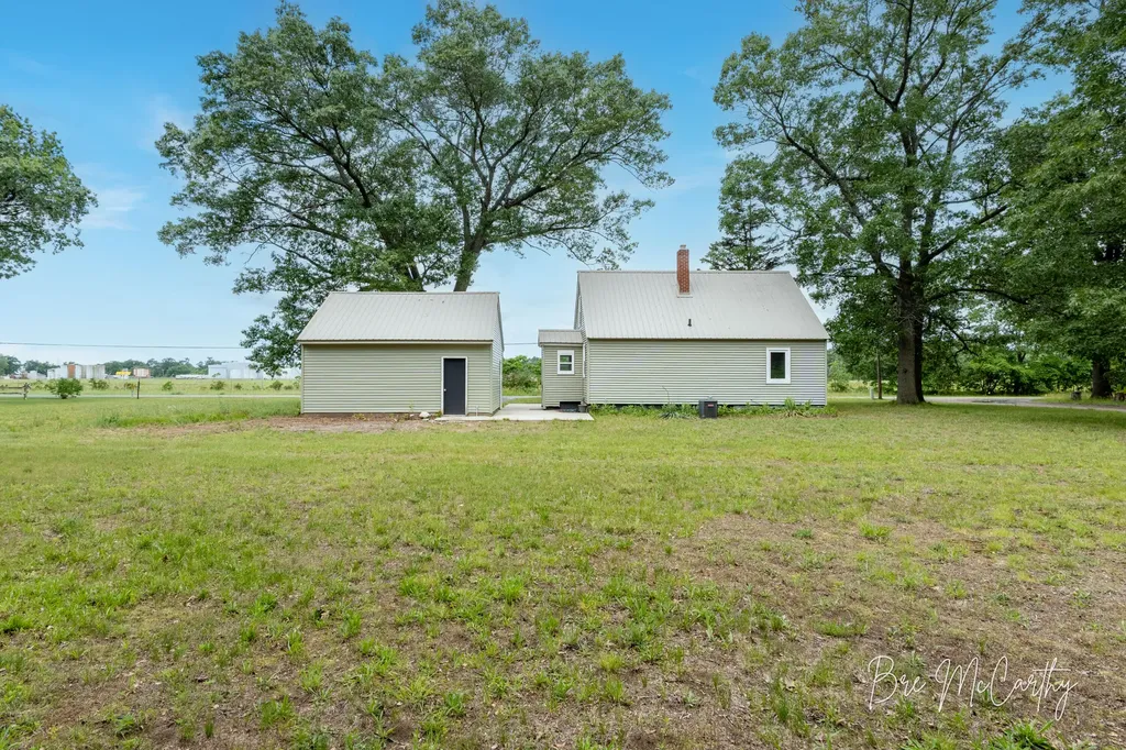1186 N Wood Street Muskegon Charter Township MI 49445