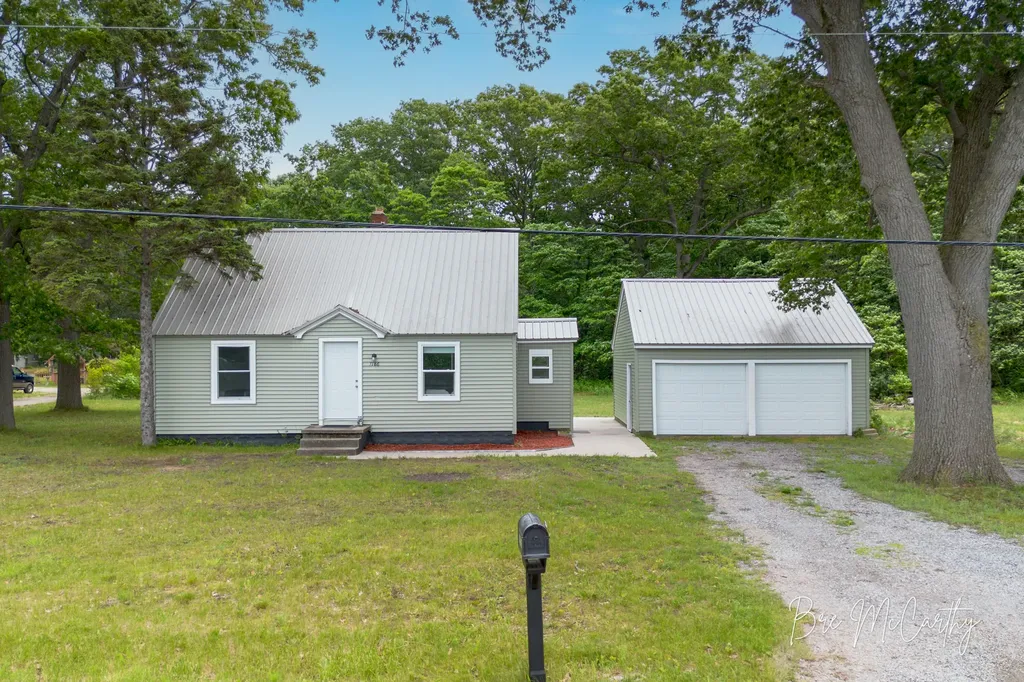 1186 N Wood Street Muskegon Charter Township MI 49445