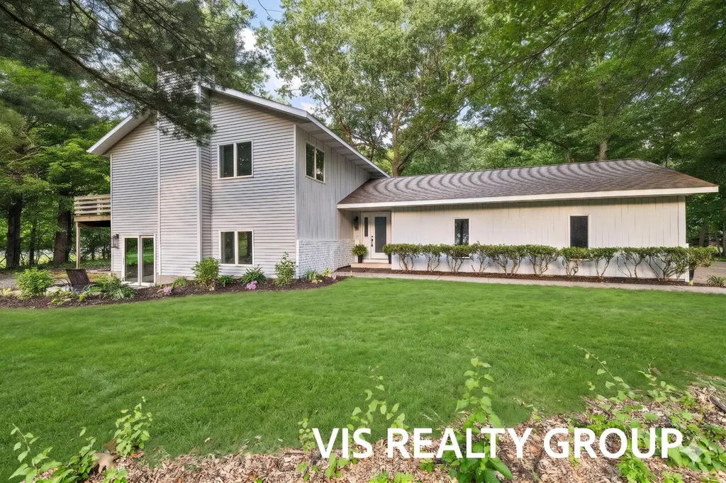 17501 W Spring Lake Road Ferrysburg City MI 49456