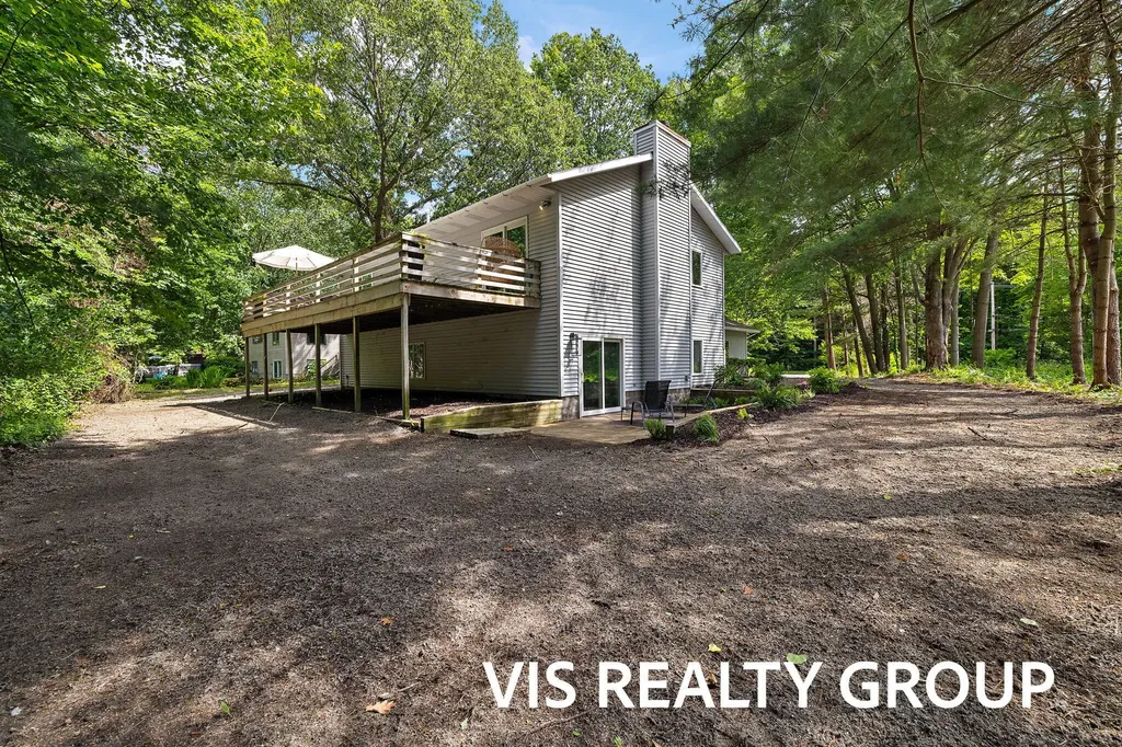 17501 W Spring Lake Road Ferrysburg City MI 49456
