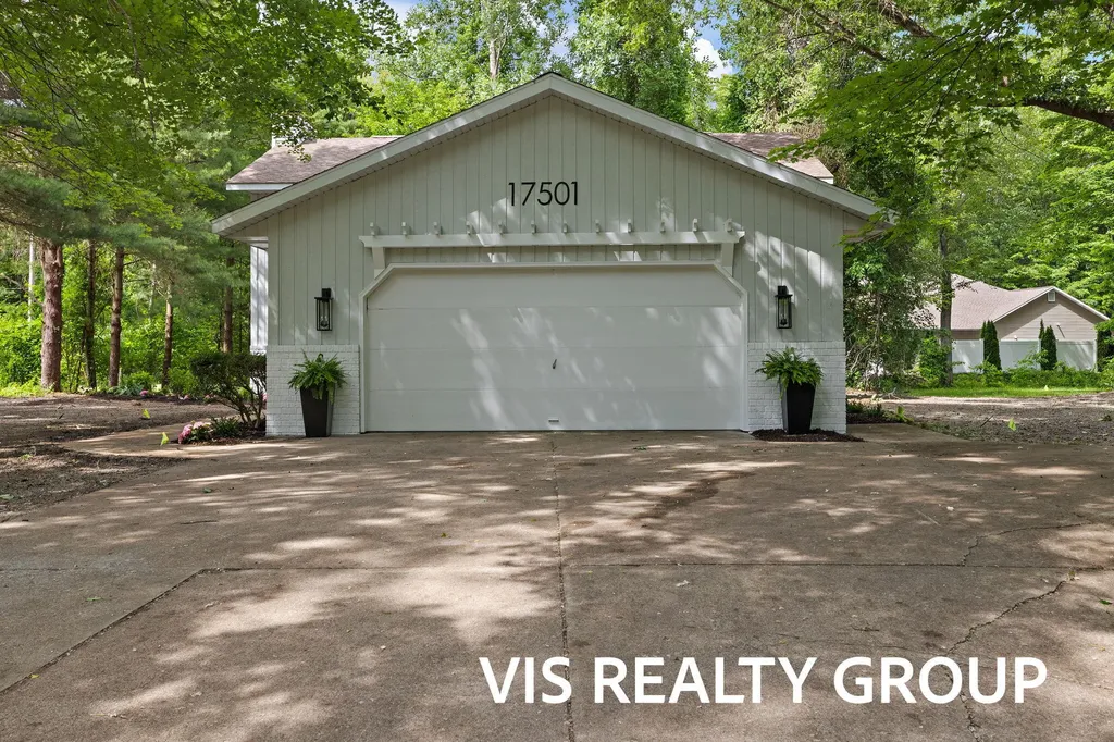 17501 W Spring Lake Road Ferrysburg City MI 49456