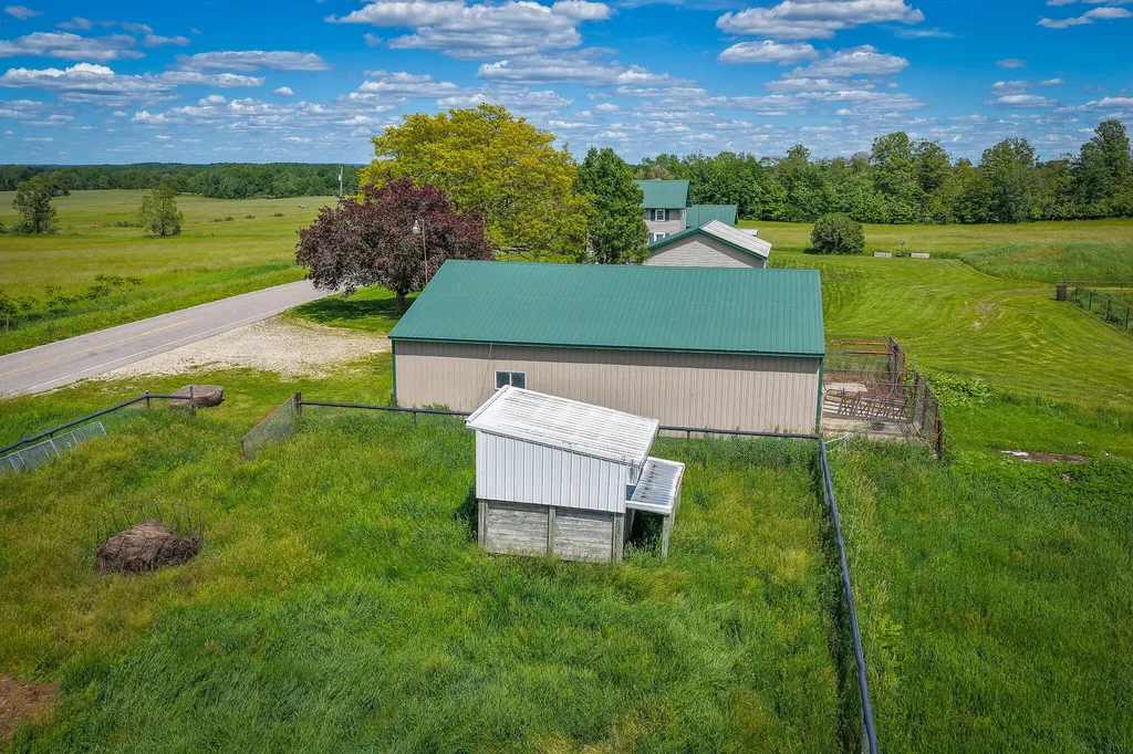 11371 E 40th Street Pinora Township MI 49677
