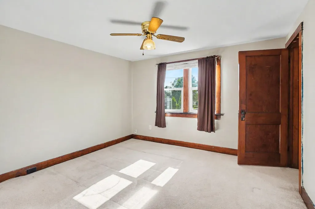 333 W 17th Street Holland City MI 49423