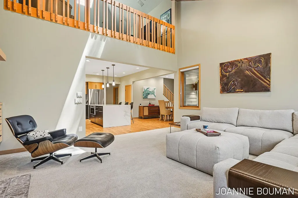 792 Pine Bay Avenue Park Township MI 49424