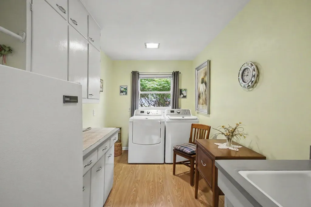 3844 Highgate Road Norton Shores City MI 49441