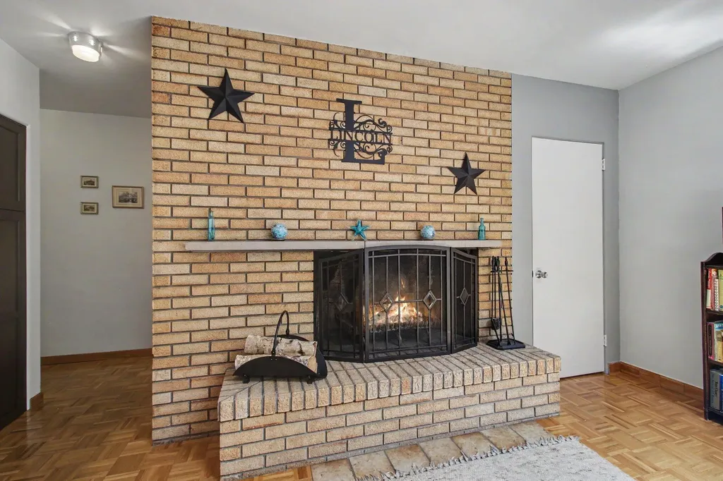 3844 Highgate Road Norton Shores City MI 49441