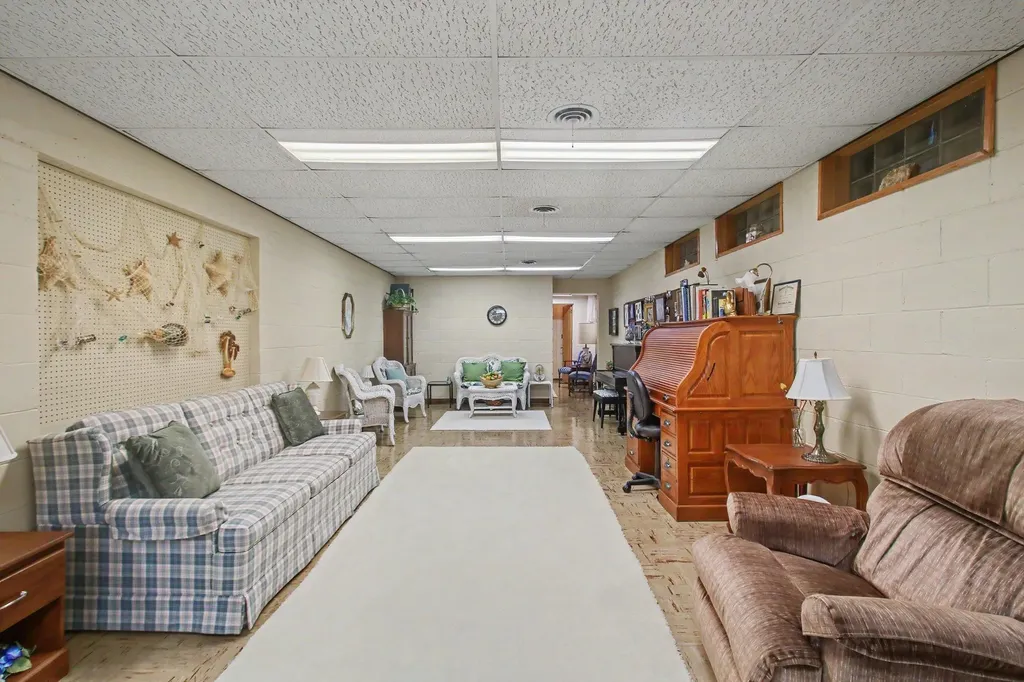 3844 Highgate Road Norton Shores City MI 49441
