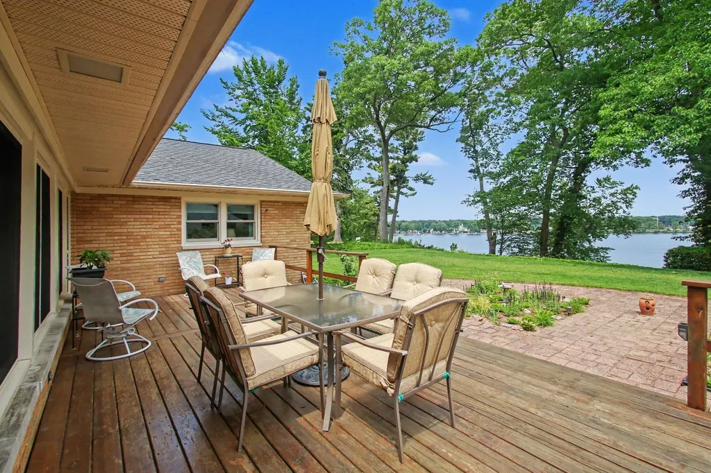 3844 Highgate Road Norton Shores City MI 49441