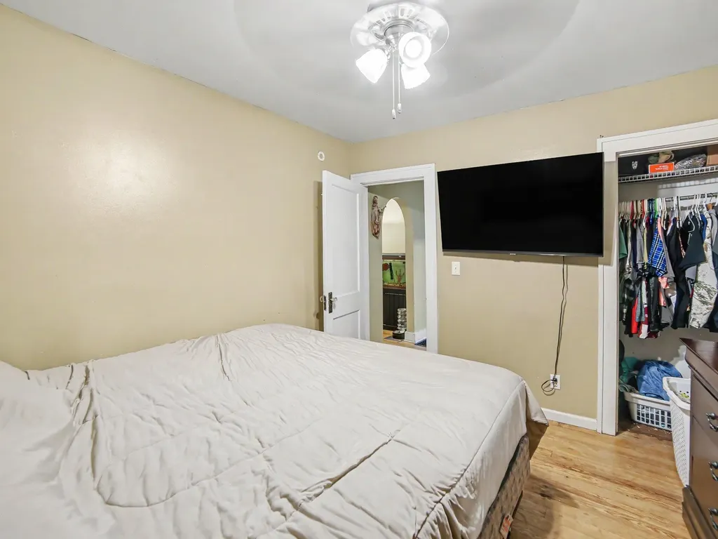 2222 Crozier Avenue Muskegon City MI 49441