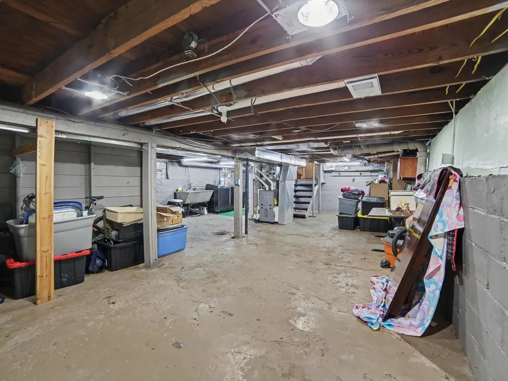 2222 Crozier Avenue Muskegon City MI 49441
