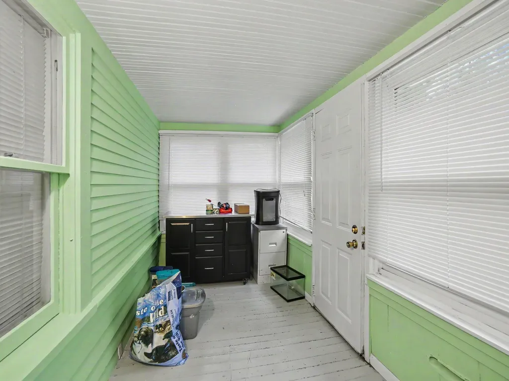 2222 Crozier Avenue Muskegon City MI 49441