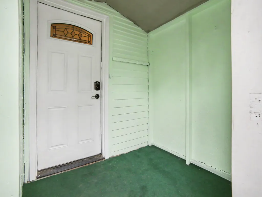 2222 Crozier Avenue Muskegon City MI 49441
