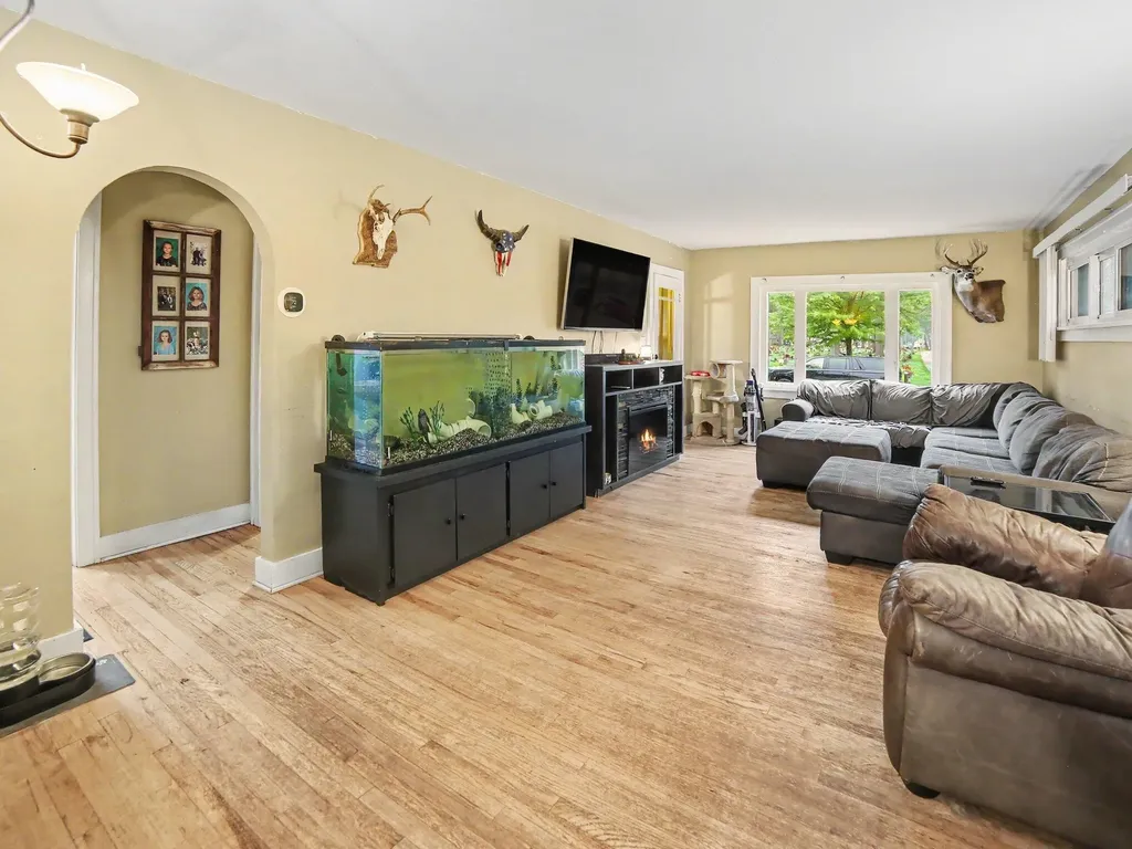 2222 Crozier Avenue Muskegon City MI 49441