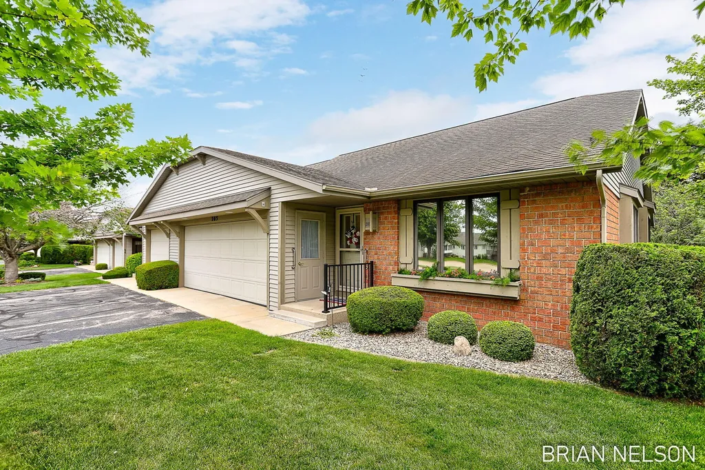 205 Parkside Drive Zeeland City MI 49464
