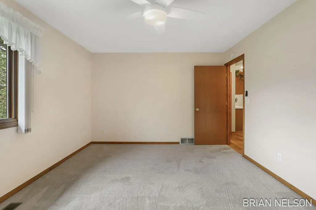 205 Parkside Drive Zeeland City MI 49464