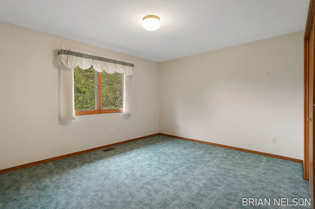 205 Parkside Drive Zeeland City MI 49464