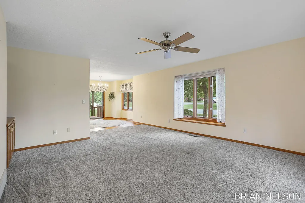 205 Parkside Drive Zeeland City MI 49464