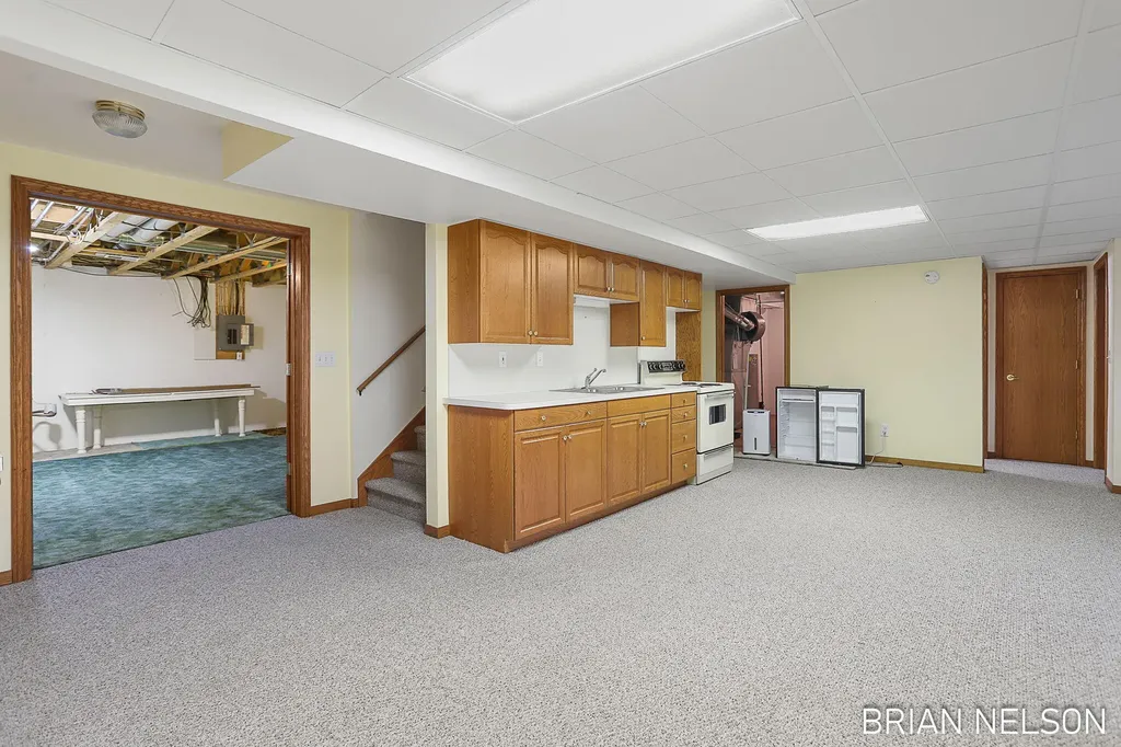 205 Parkside Drive Zeeland City MI 49464