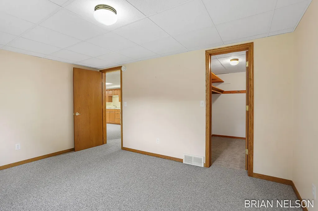 205 Parkside Drive Zeeland City MI 49464