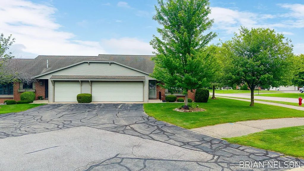 205 Parkside Drive Zeeland City MI 49464