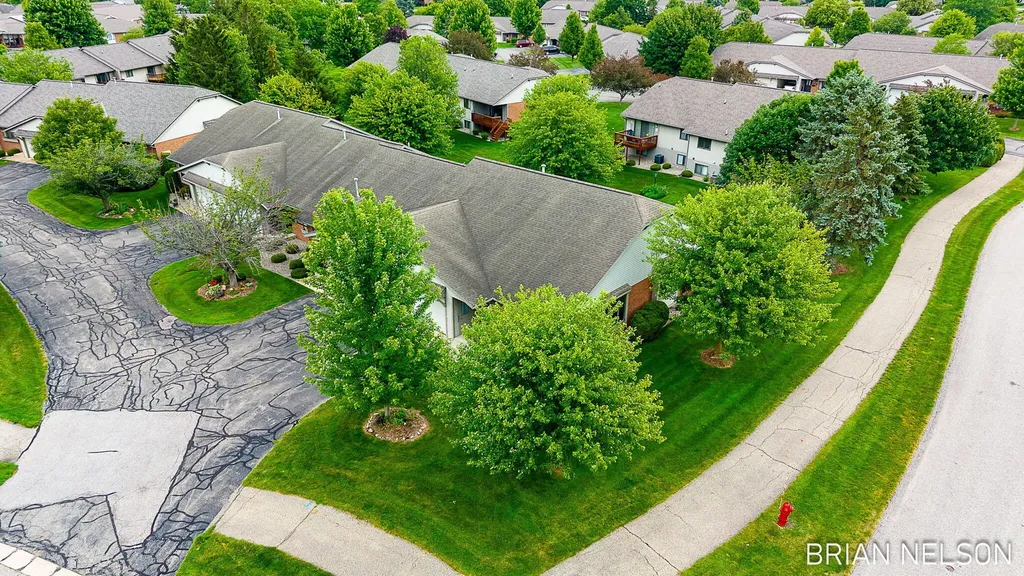 205 Parkside Drive Zeeland City MI 49464