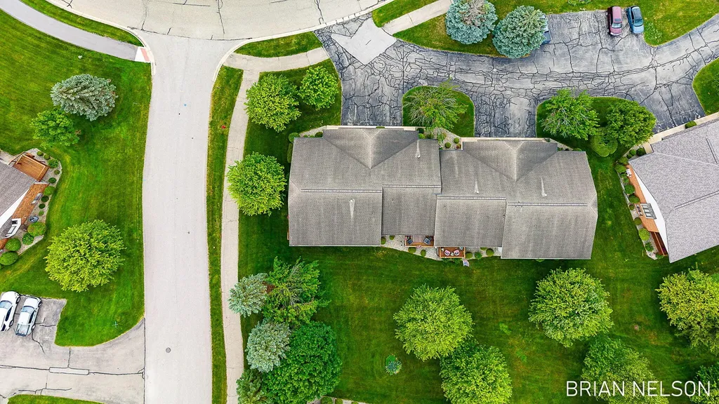 205 Parkside Drive Zeeland City MI 49464