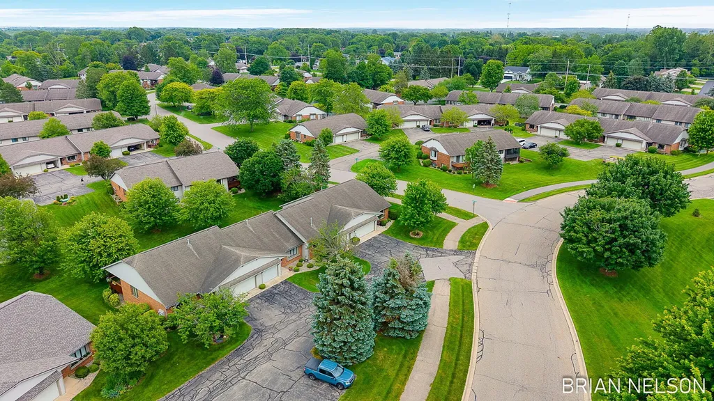 205 Parkside Drive Zeeland City MI 49464