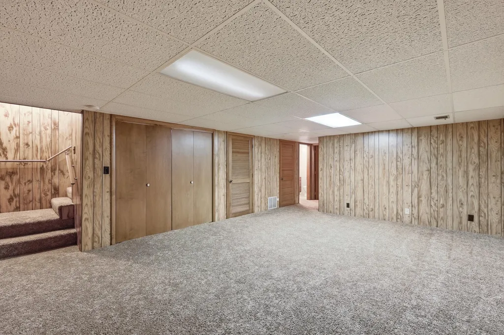 53 Old Mill Drive Holland City MI 49423