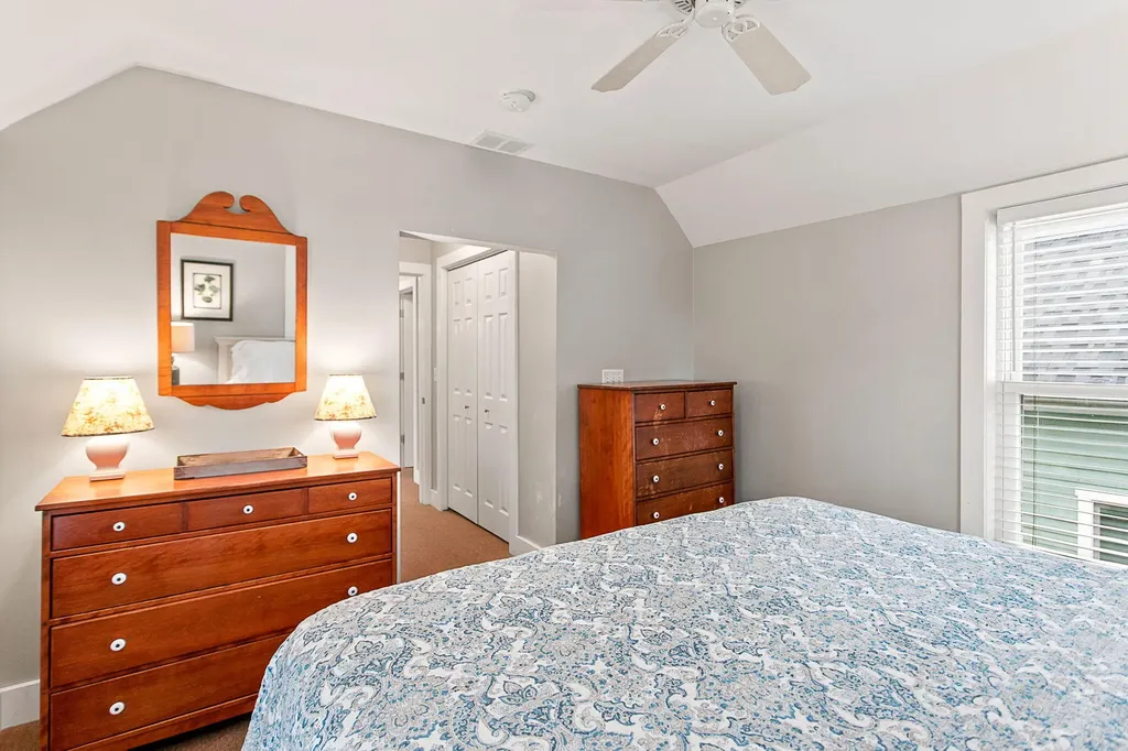 862 Saint Joseph Street South Haven City MI 49090