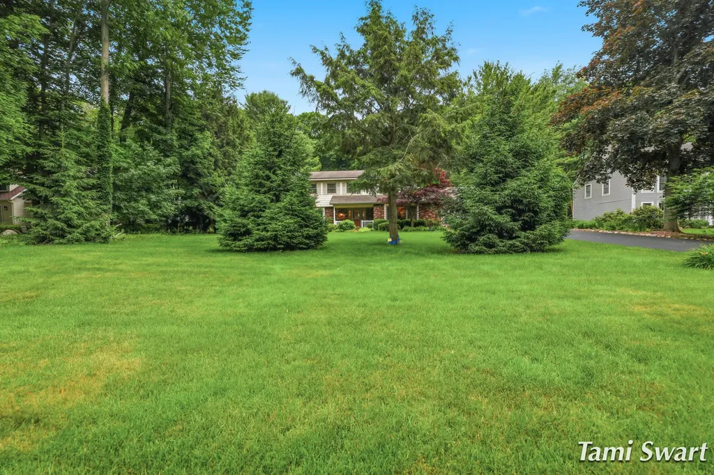 17484 Beech Hill Drive Grand Haven Charter Township MI 49417