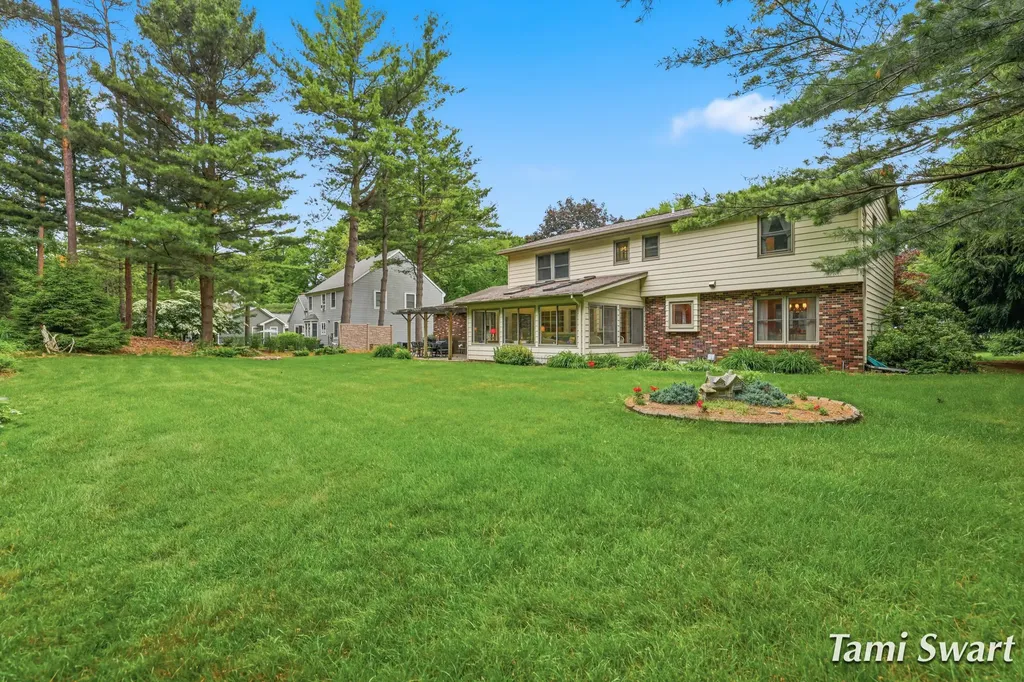 17484 Beech Hill Drive Grand Haven Charter Township MI 49417