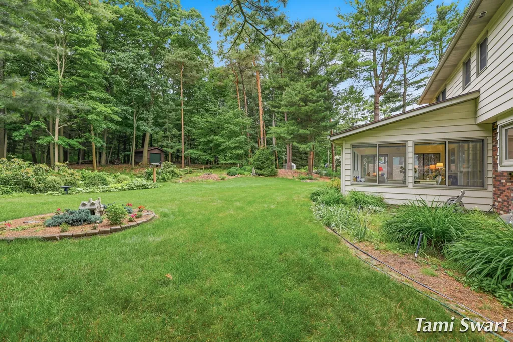 17484 Beech Hill Drive Grand Haven Charter Township MI 49417