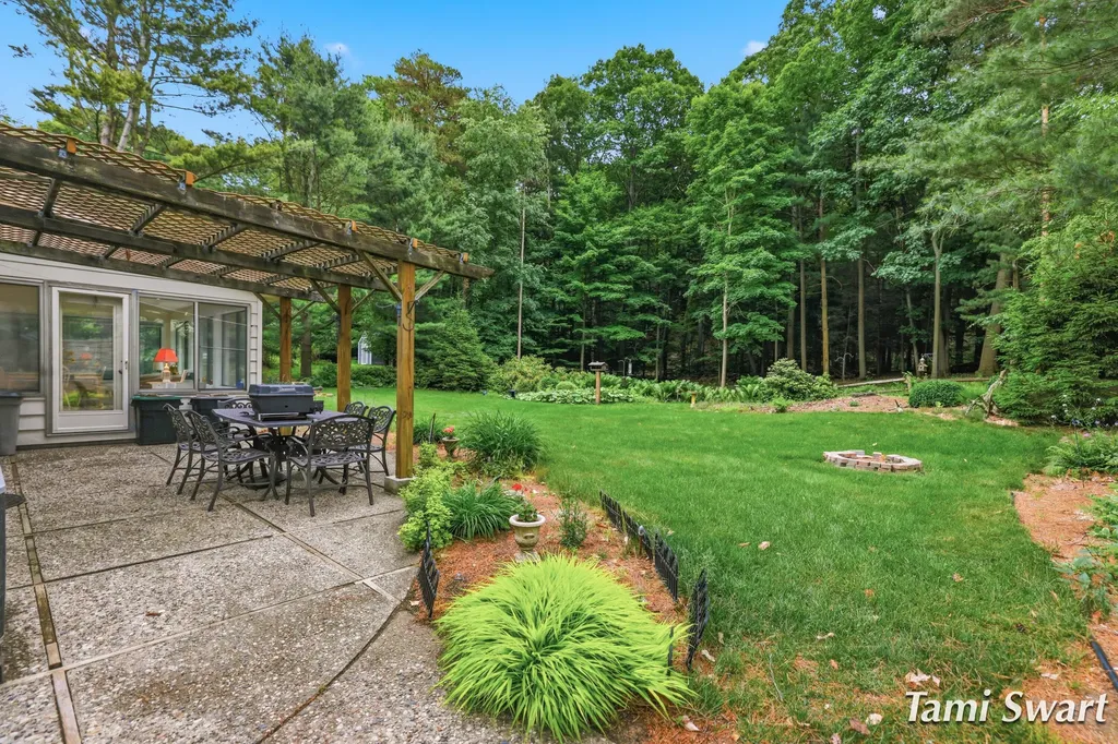 17484 Beech Hill Drive Grand Haven Charter Township MI 49417