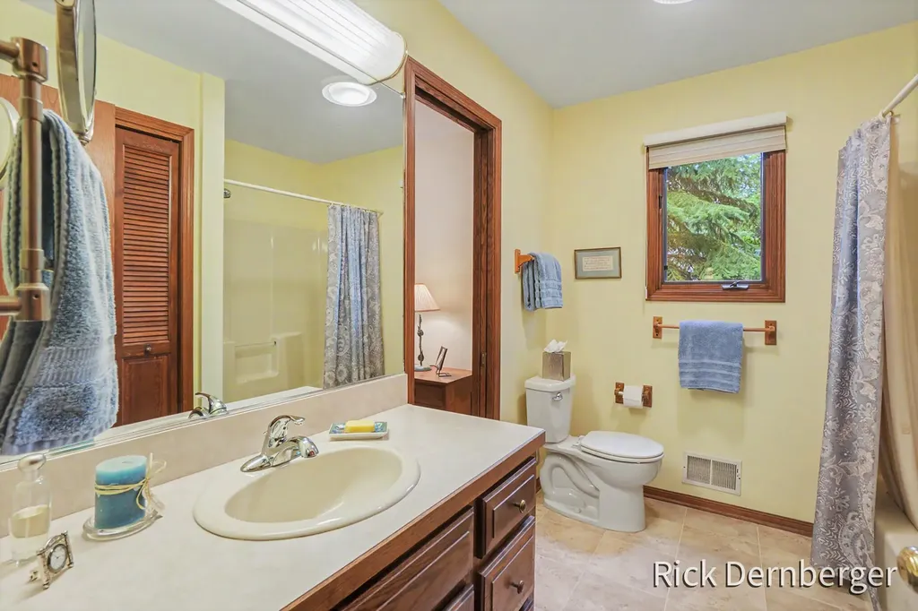 2185 Eagle Boulevard Park Township MI 49424