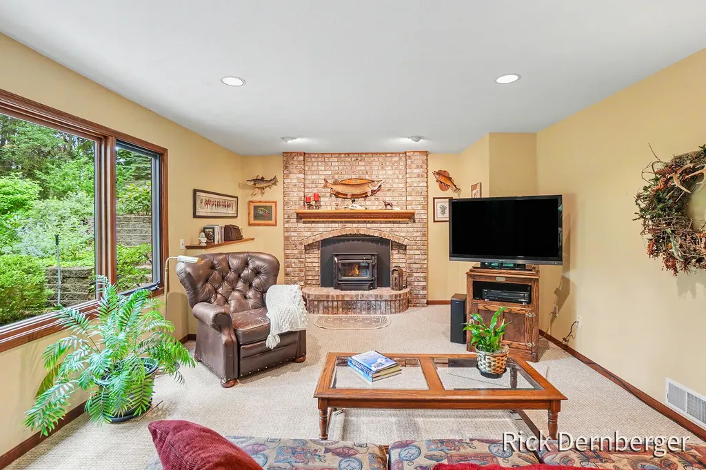 2185 Eagle Boulevard Park Township MI 49424