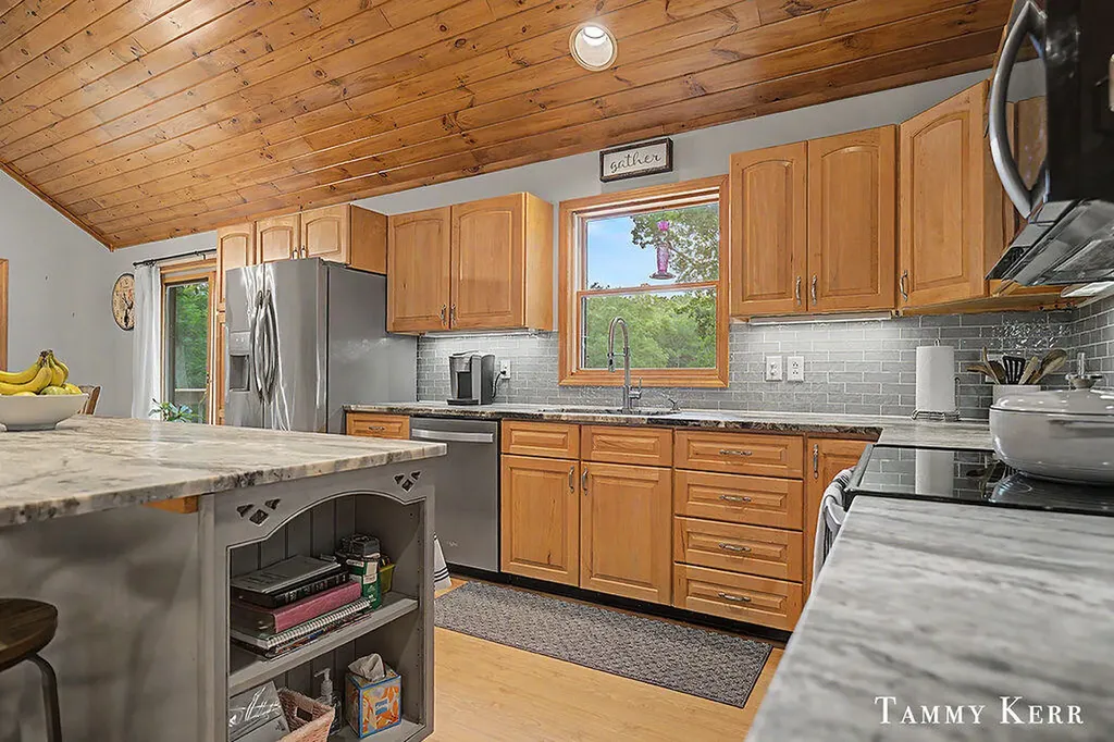2535 52nd Street Manlius Township MI 49408