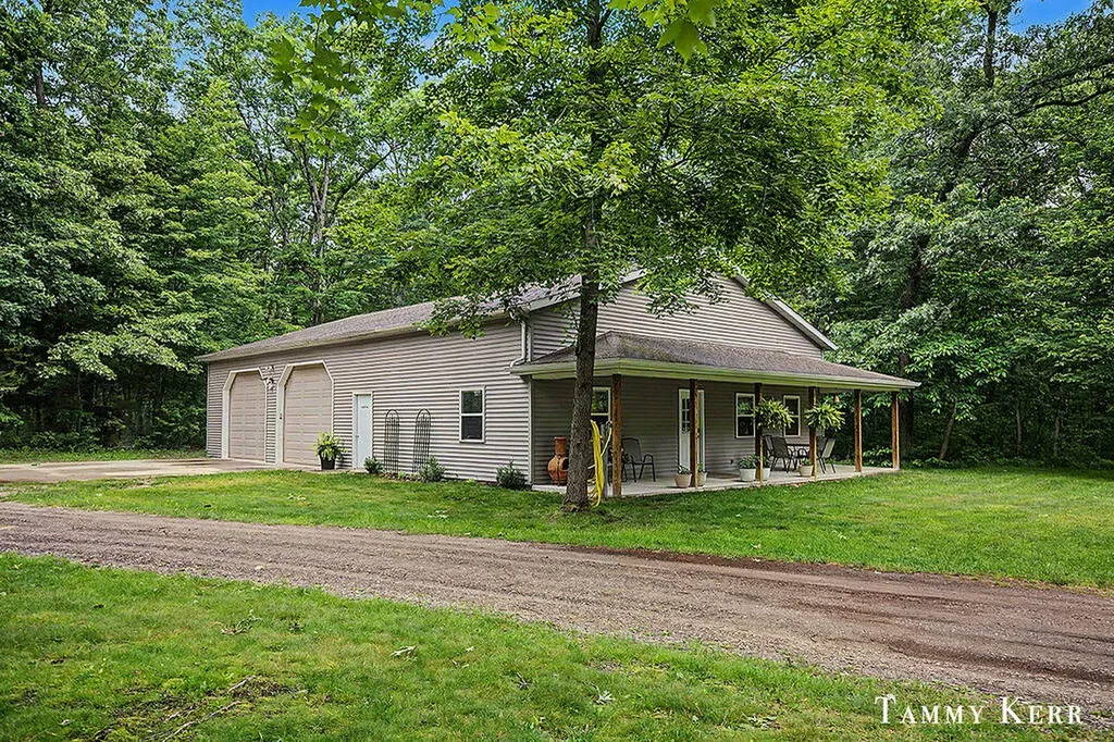 2535 52nd Street Manlius Township MI 49408