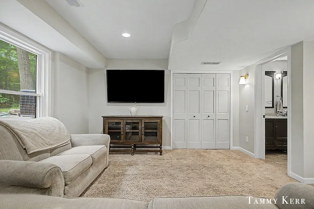 2535 52nd Street Manlius Township MI 49408