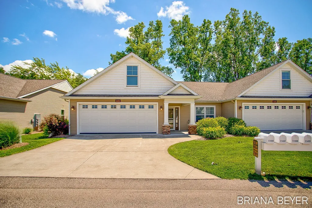 11494 S Lake Drive Holland Charter Township MI 49424