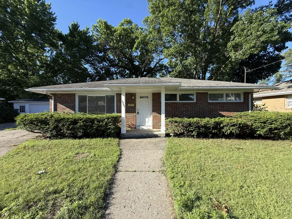 1946 Adams Street SE Grand Rapids City MI 49506