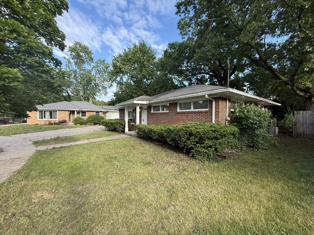 1946 Adams Street SE Grand Rapids City MI 49506
