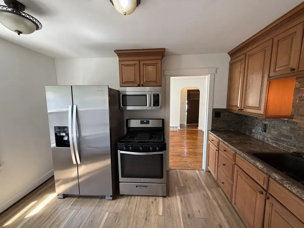 1520 Bronx Avenue Kalamazoo Charter Township MI 49048